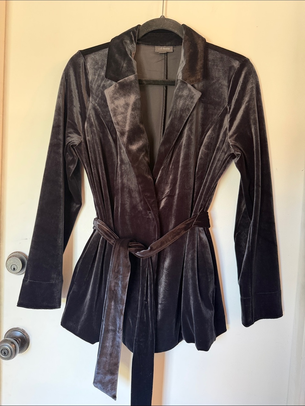 J. Jill wearever collection black velvet velour blazer jacket with belt small